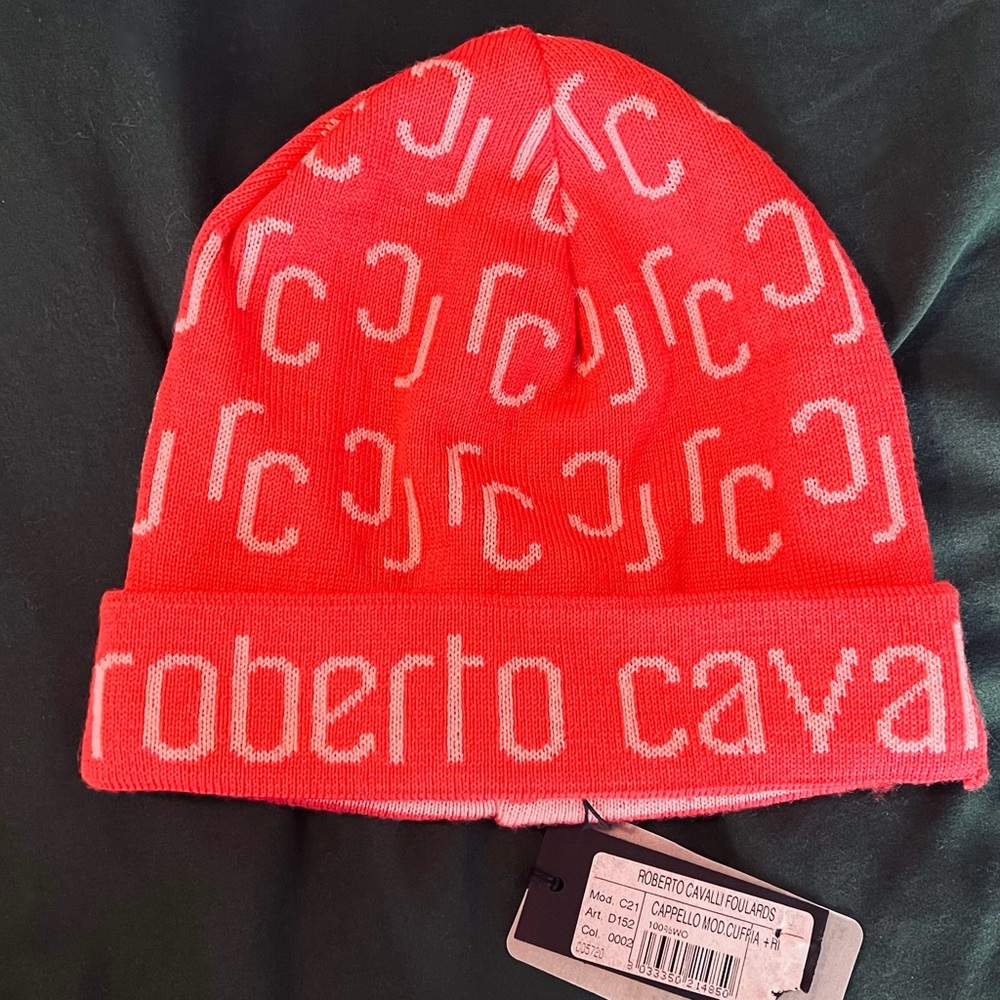 Nwt* never worn Roberto Cavalli beanie